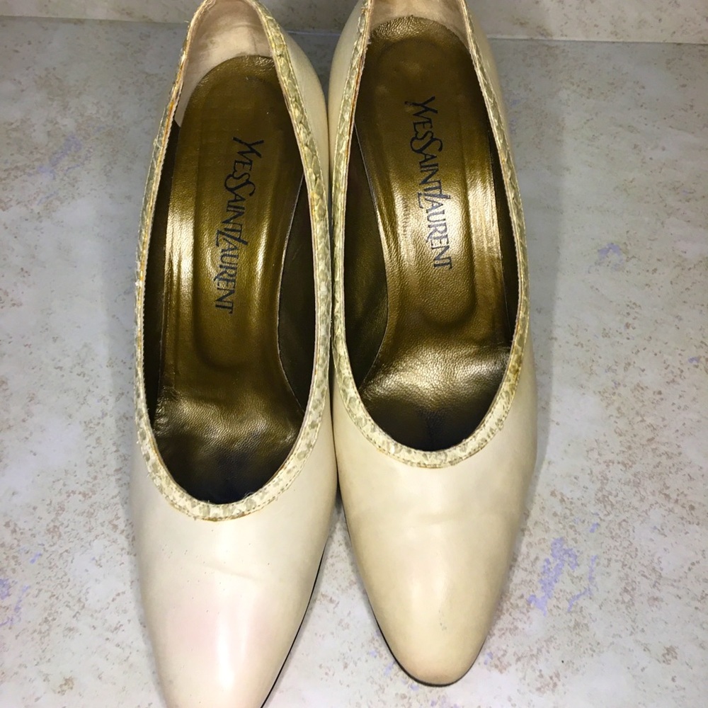 Vintage  Yves Saint Laurent